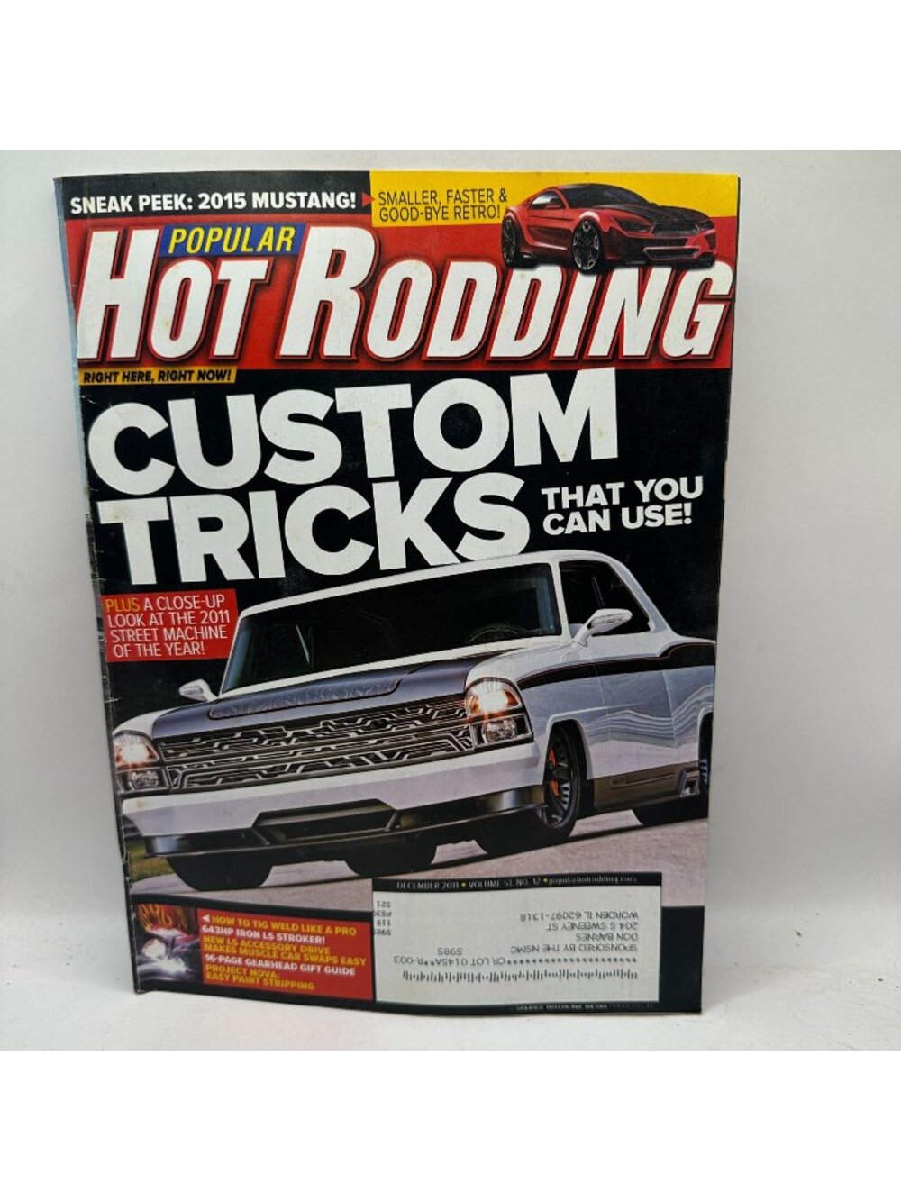 Popular Hot Rodding Magazine December 2011 Volume 51 No. 12 Custom Tricks Cars
